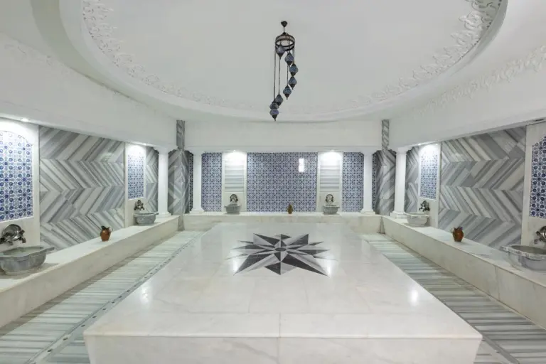 Spa &amp; Wellness (4/8)